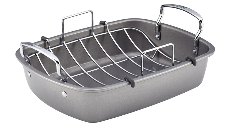 Circulon nonstick roasting pan