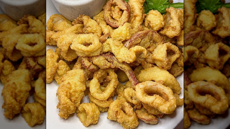 Calamari with aioli on plate