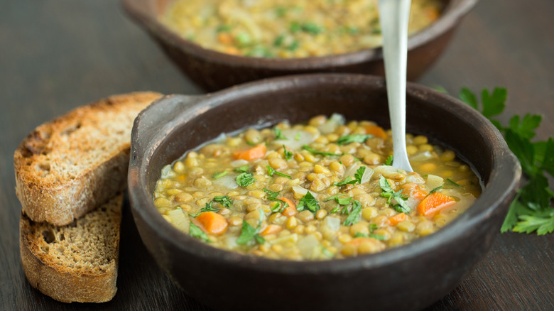 lentil soup in cast iron