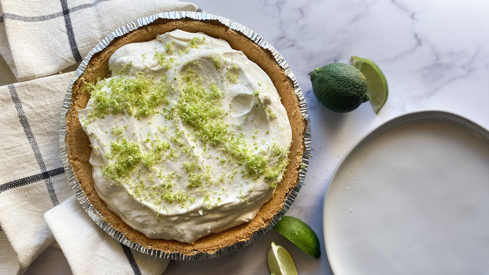 Key lime pie with graham cracker crust 