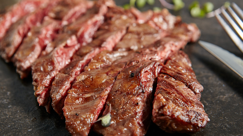 Sliced grilled skirt steak