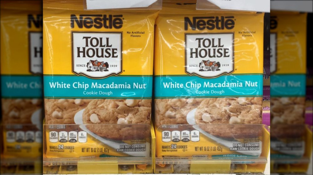 Nestle Toll House White Chip Macadamia Nut Cookie Dough