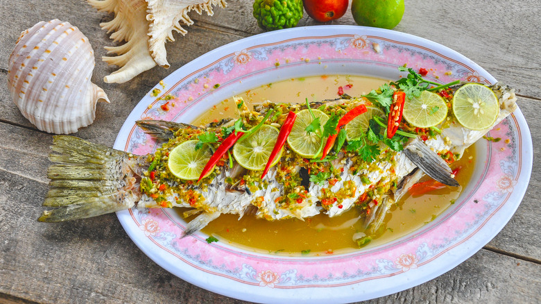 thai steamed lime fish