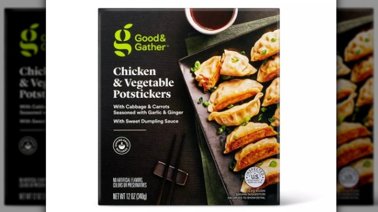 Good and Gather Grilled Chicken Breast Skewers with Rotisserie-Style Seasonings packaging