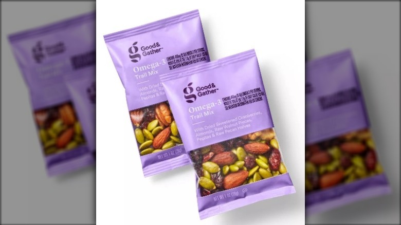 Good and Gather Omega-3 Trail Mix packets