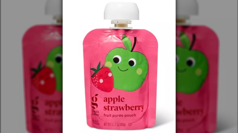 Good & Gather Organic Apple Strawberry Fruit Puree pouch