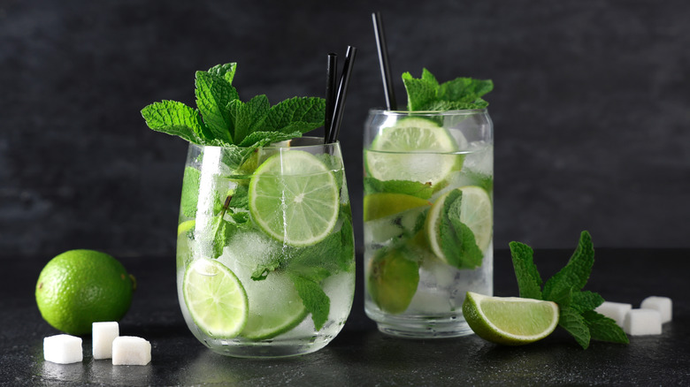 mojito cocktails