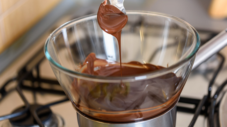 Melting chocolate using double boiler