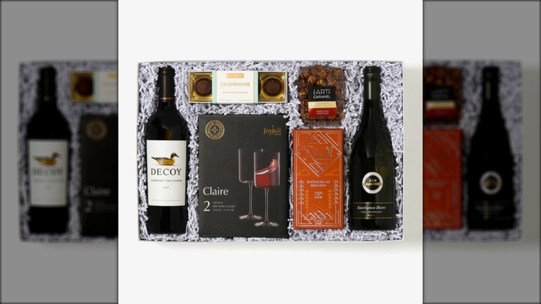 Wine & Chocolate Bundle Deluxe