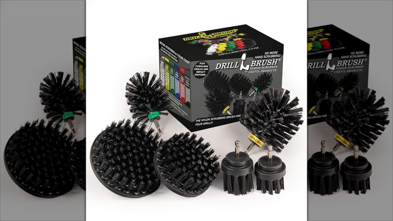 The Ultimate No-Wire Grill Brush Kit