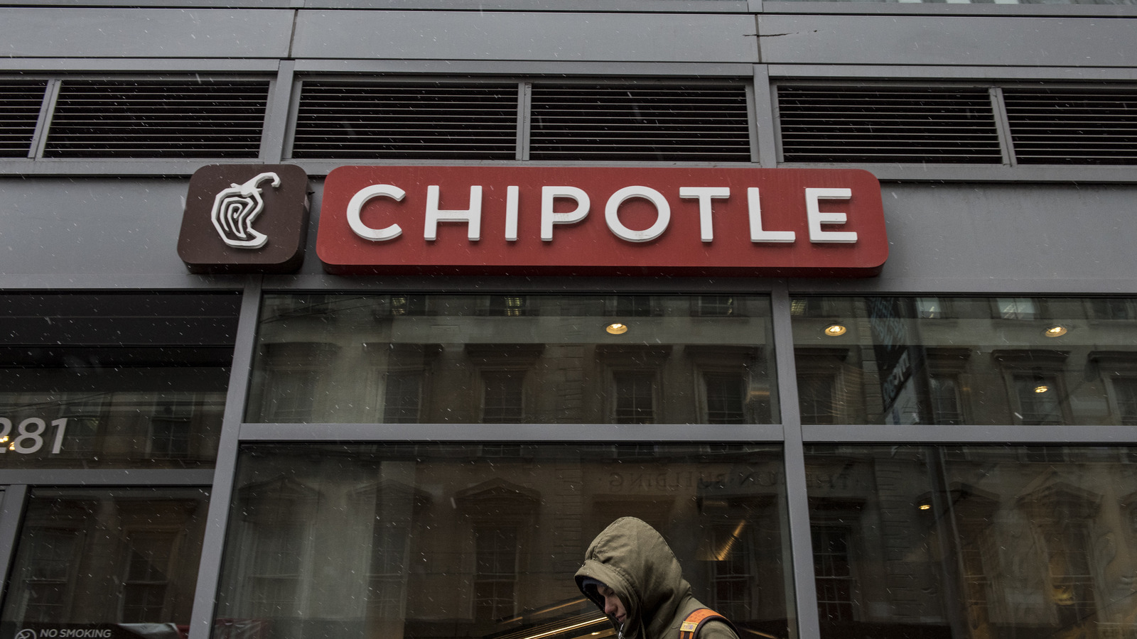 The Big Change That Will Be Coming To New Chipotle Locations