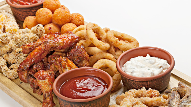 a big plate of fried food