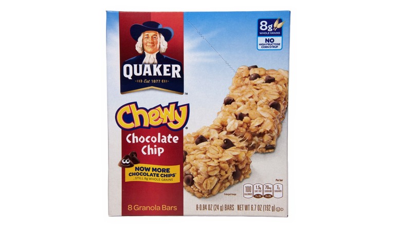 Box of Quaker chewy chocolate chip granola bars