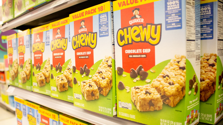 chocolate chip chewy bars shelved