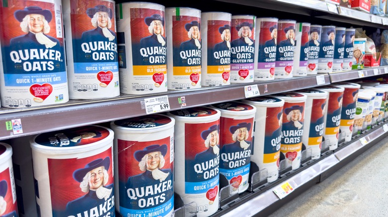 quaker oats on store shelf