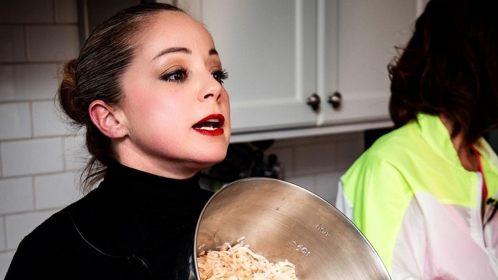 Marcela Valladolid teaching a cooking class