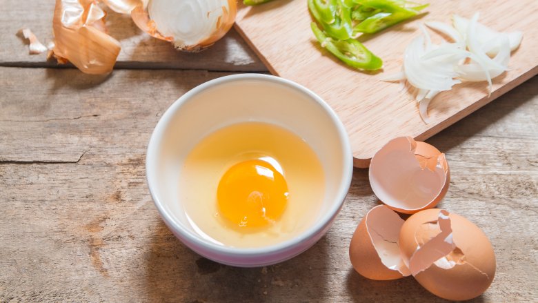 Omelet prep