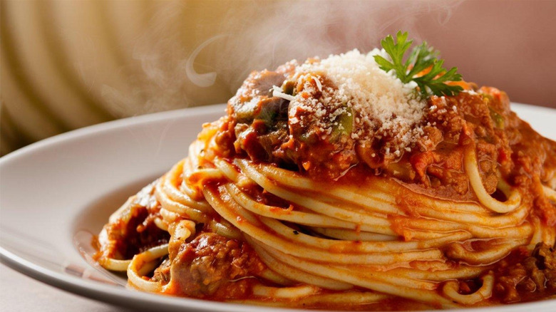 plate of spaghetti bolognese