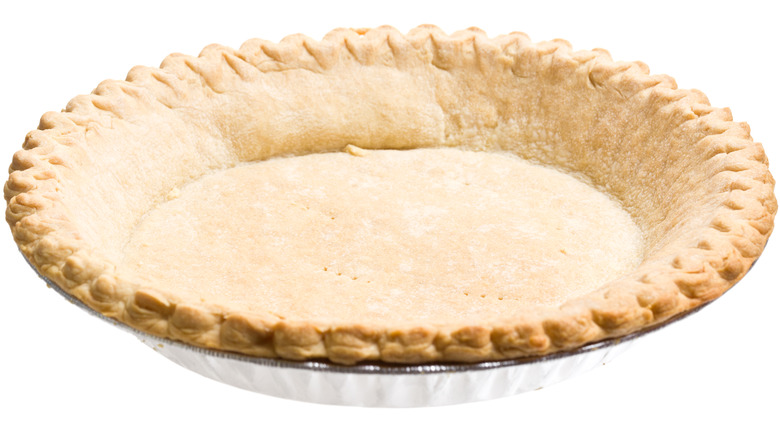 Pie crust in a pie tin