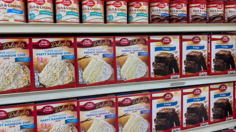 betty crocker cake mix aisle