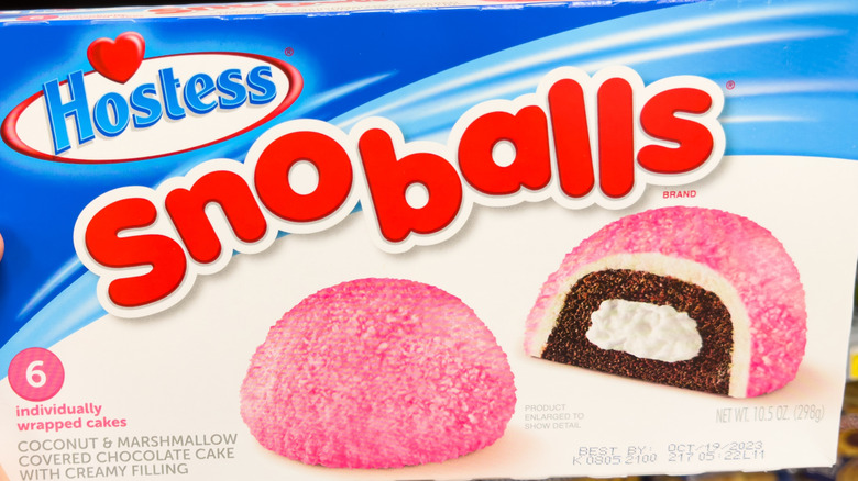 Closeup of Hostess SnoBalls box