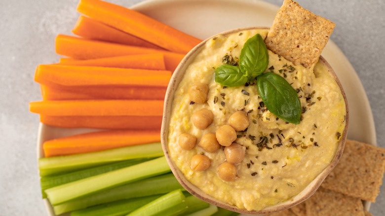 hummus dip veggies and crackers