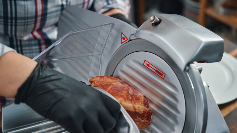 meat slicer slicing ham