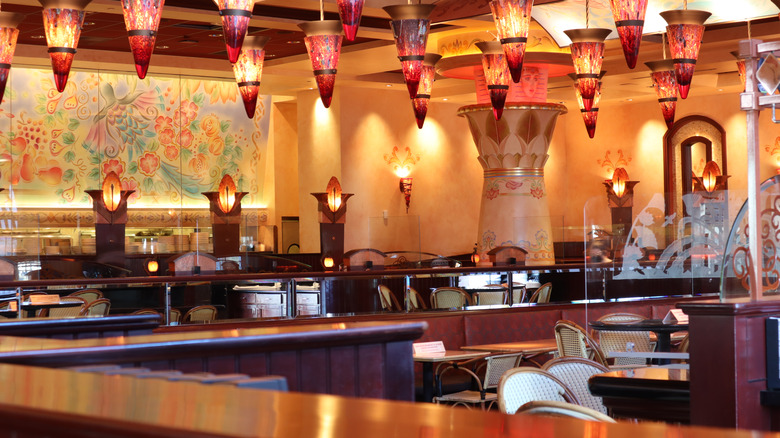 Interior of a Cheesecake Factory