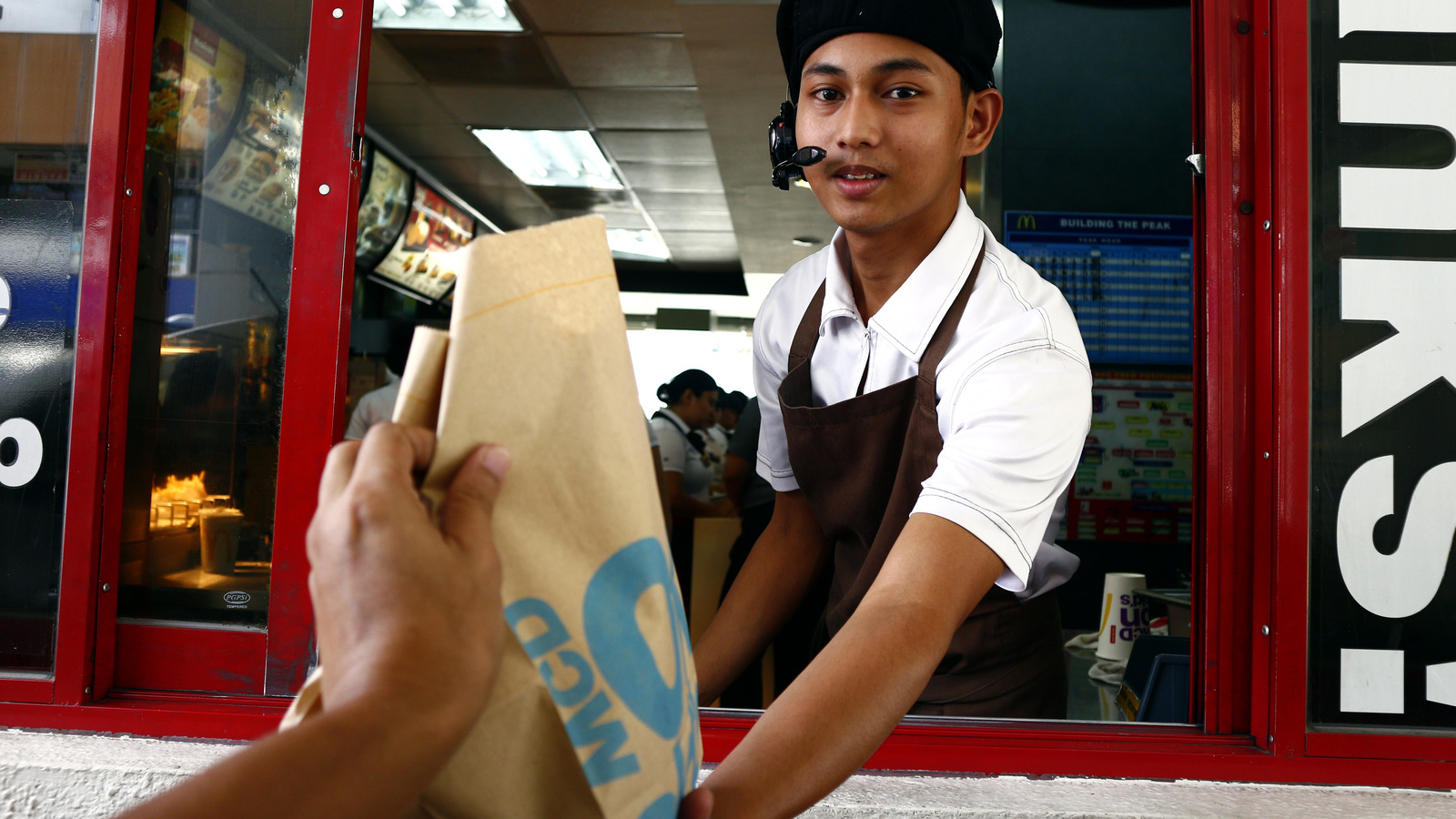 the-bill-that-could-change-everything-for-california-fast-food-employees