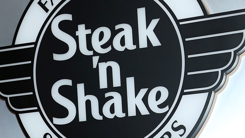 Steak 'n Shake logo close up