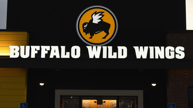 Buffalo Wild Wings logo 