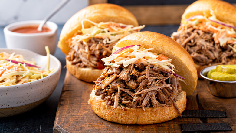 pulled pork sandwiches