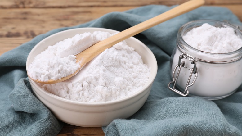 bowl of cornstarch with spoon