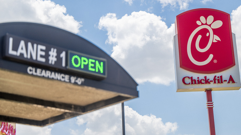 Chick-fil-A drive-thru