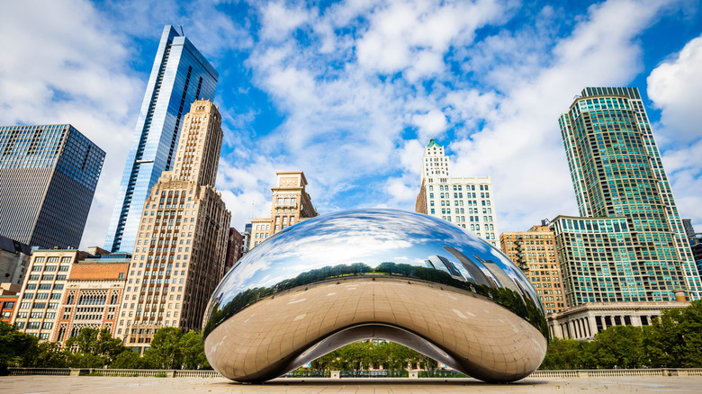 Cloud Gate sculpture in Chicago