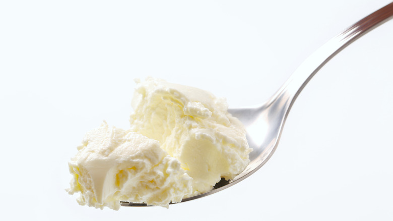 A spoonful of cream cheese