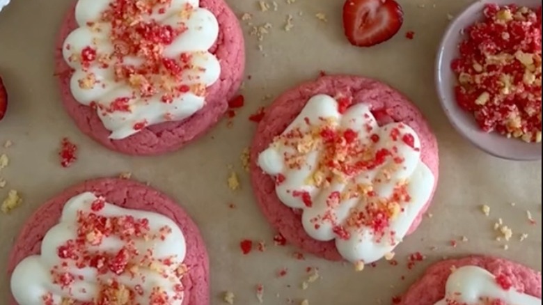 strawberry shortcake cookies