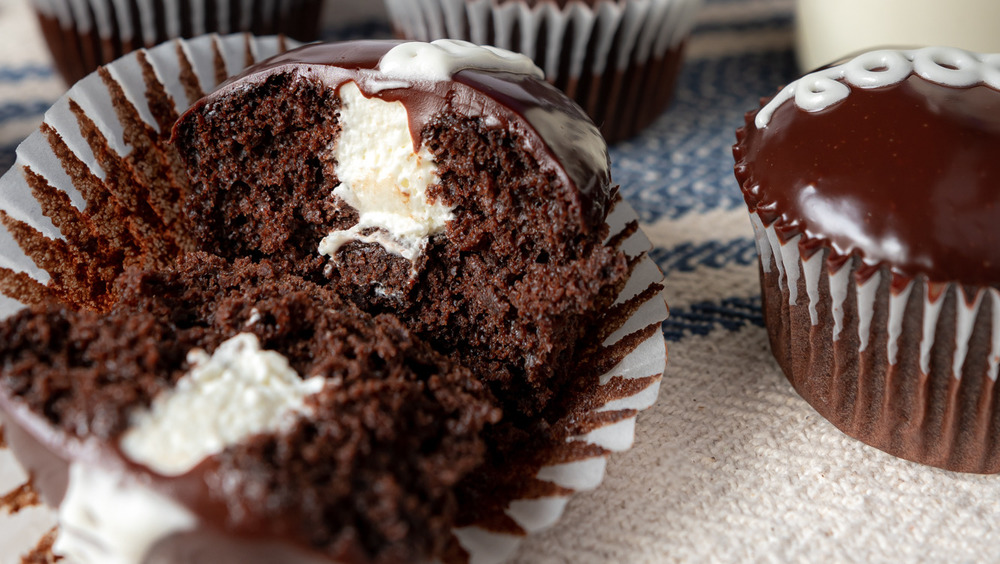 copycat Hostess cupcakes