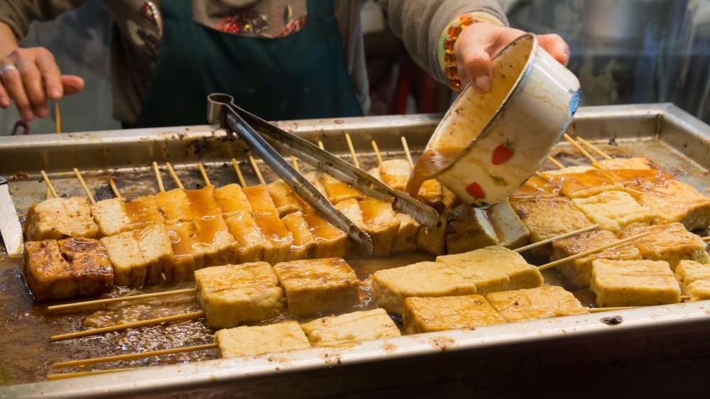 Anthony Bourdain ate stinky tofu