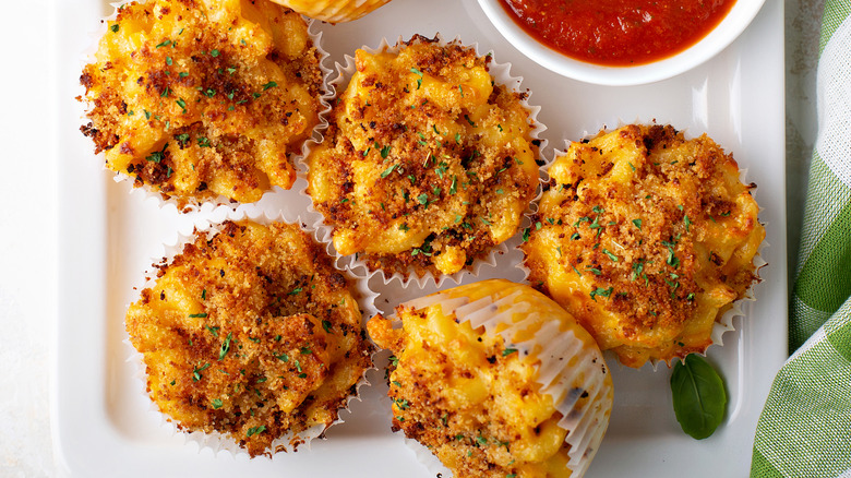 Macaroni and cheese bites