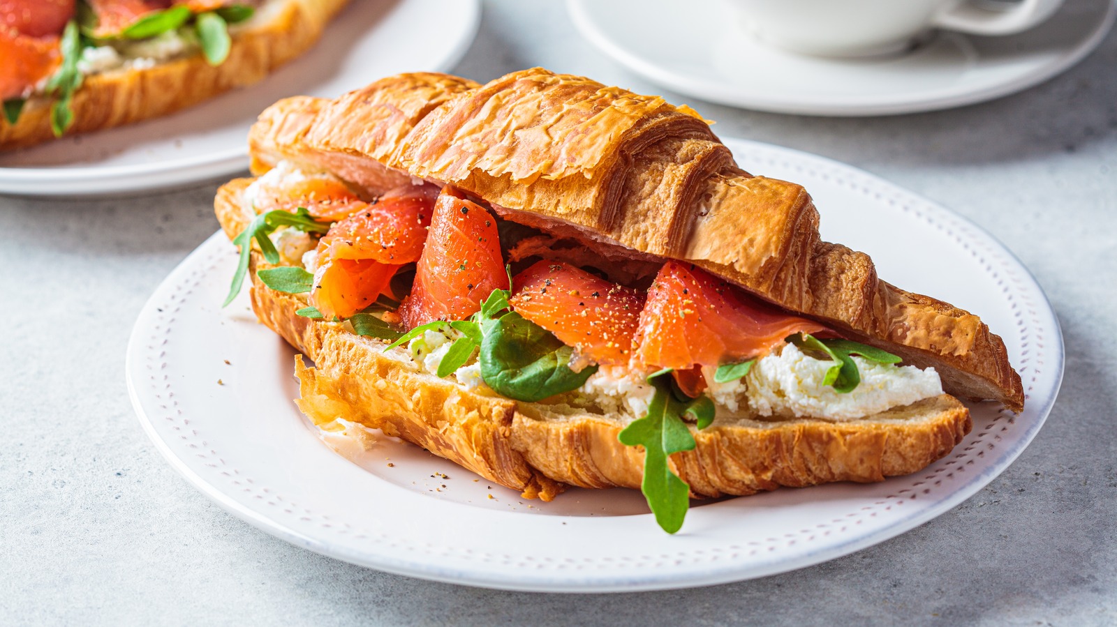 BREAKFAST EGG SANDWICH HACK  Crispy One Pan Egg Toast 