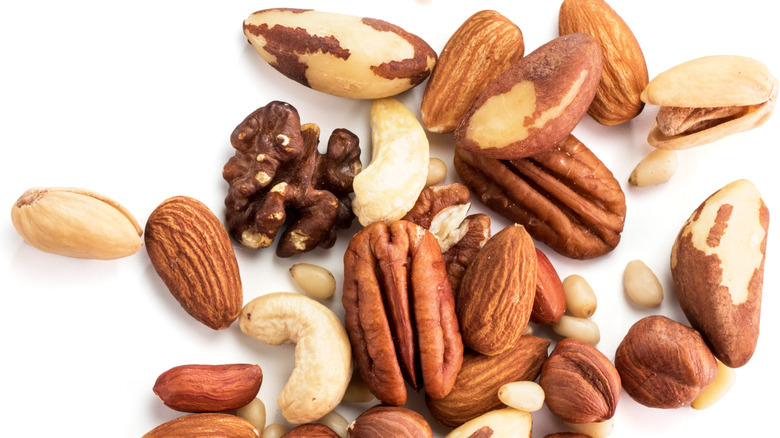 a handful of almonds, cashews, walnuts, pecans, and hazelnuts