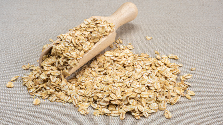 dry oatmeal 