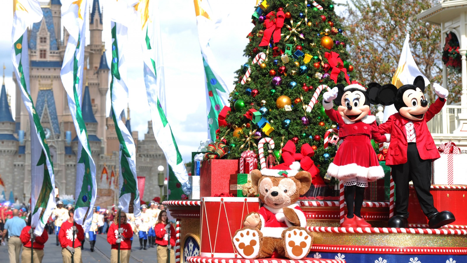 The Disney Holiday Treats You Need To Try Before They're Gone