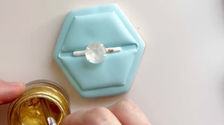 ring box cookie