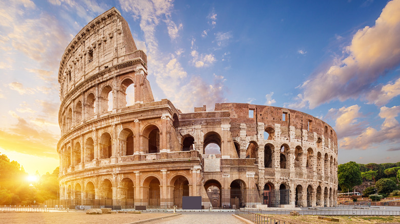 the colosseum exterior