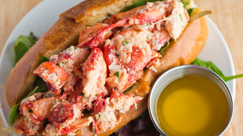 Lobster roll