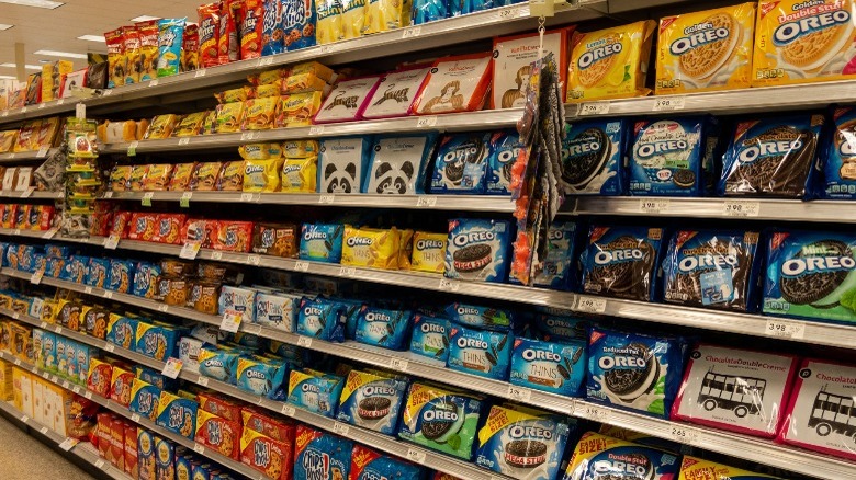 grocer cookie aisle