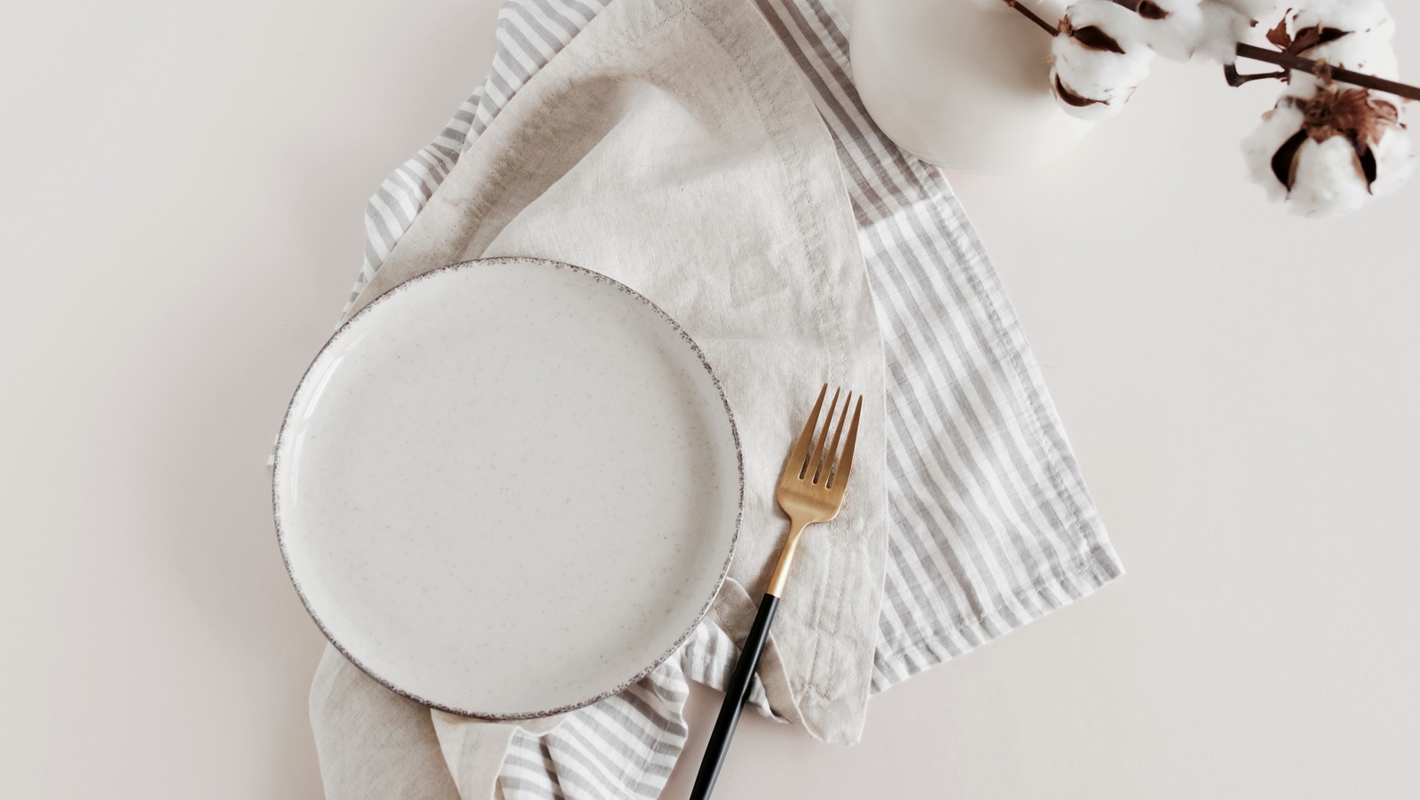 Formal dining: using your napkin