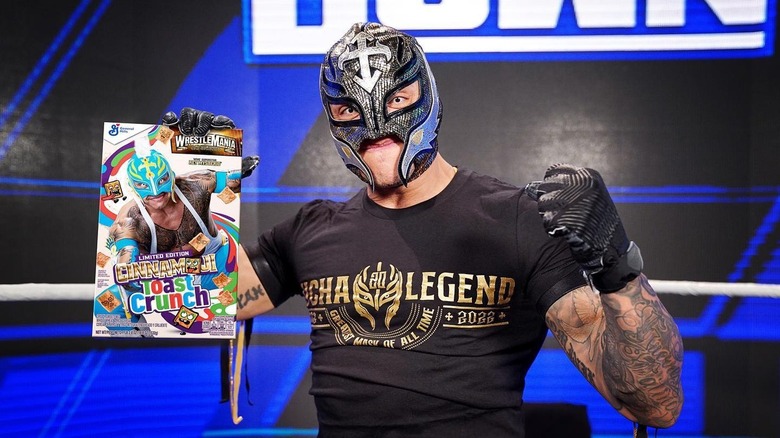 Rey Mysterio with cereal box